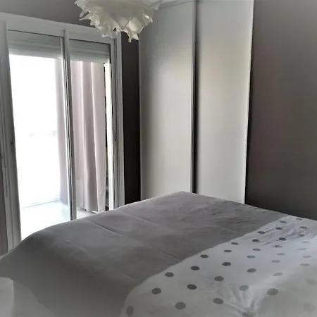 Appartement T3 Proche De La Mer Narbonne Exterior photo